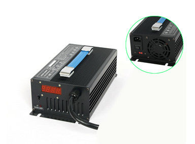 El litio Ion Battery Charger 14.6V 40A de la motocicleta 900W se aplica a los paquetes de 12V 4S LiFePO4